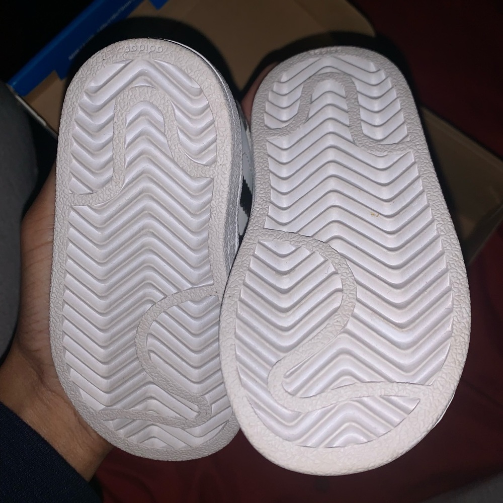 Adidas - Picture 6 of 6